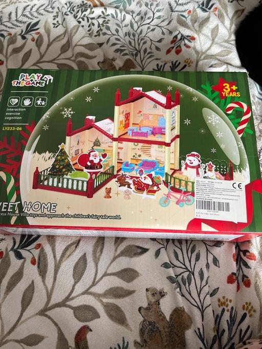 Buy & Sell Rowley Village Sandwell - Photos for Christmas themed dolls play house NEW