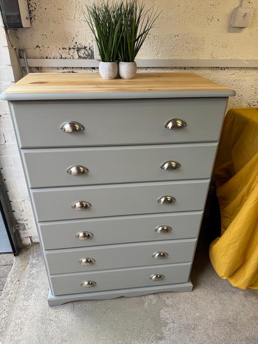 Buy & Sell Hoobrook Wyre Forest - Photos for Solid pine tall chest of drawers