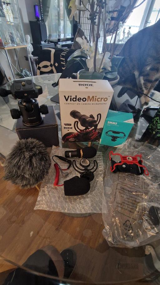 Buy & Sell Elephant and Castle South East London - Photos for fhottos and videos parrs