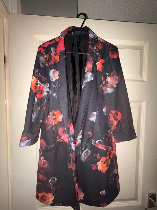 Buy & Sell Oldbury Sandwell - Photos for Warehouse Floral Blazer