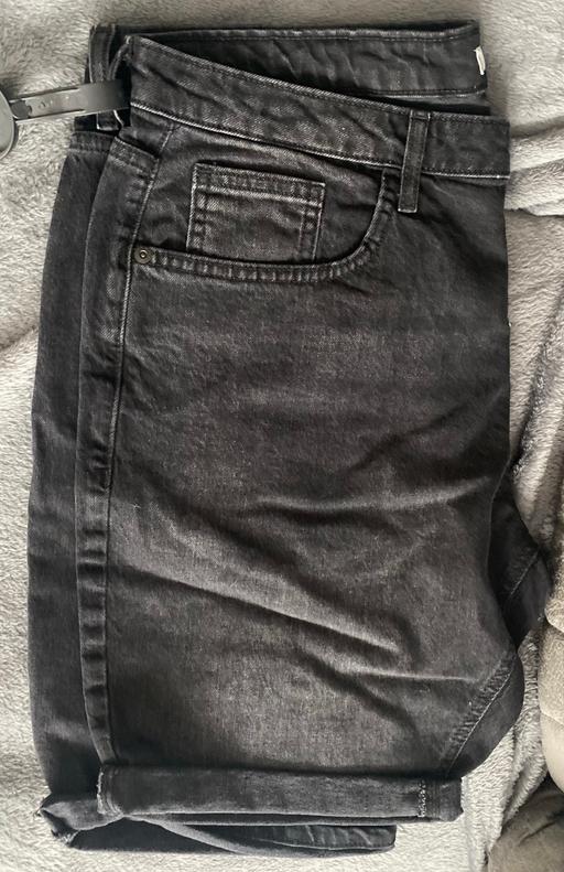 Buy & Sell Camp Hill Birmingham - Photos for Black denim shorts size 38 waist