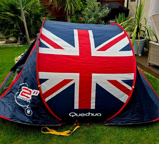 Buy & Sell Wickford Basildon - Photos for Quechua 2 Second Pop Up Tent