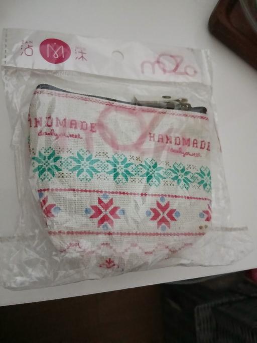 Buy & Sell Radcliffe Bury - Photos for Purse New