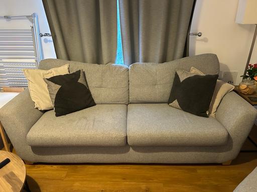 Buy & Sell Coulsdon North Croydon - Photos for Used sofa