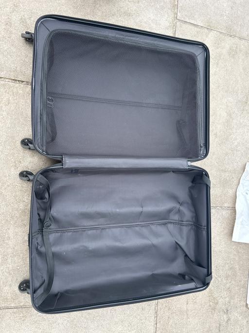 Buy & Sell Hoyland Barnsley - Photos for Tripp Hard Shell Suitcase Pink