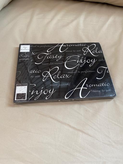 Buy & Sell Shepherd`s Bush West London - Photos for Set of 4 placemats ( 29cm x 21.5 cm)