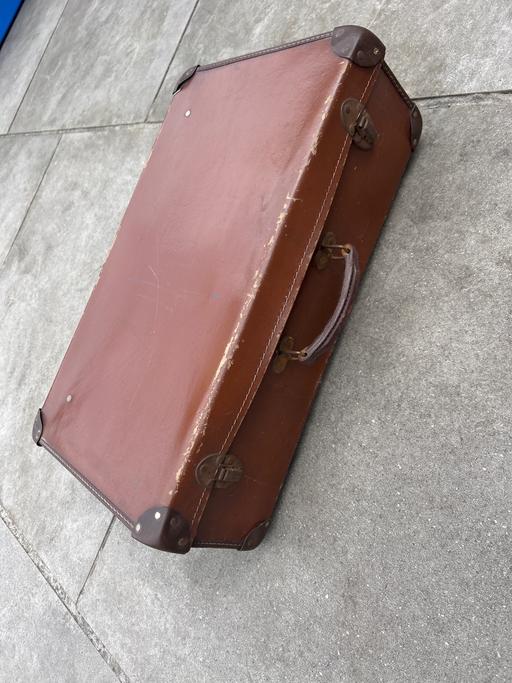 Buy & Sell Hoyland Barnsley - Photos for Suitcase