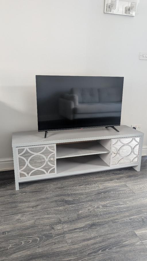 Buy & Sell Knightsbridge Central London - Photos for TV cabinet - £55