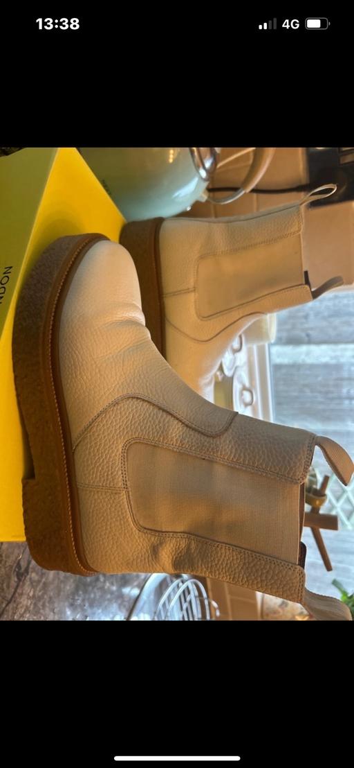 Buy & Sell Stourbridge Dudley - Photos for M&S leather platform Chelsea boots 