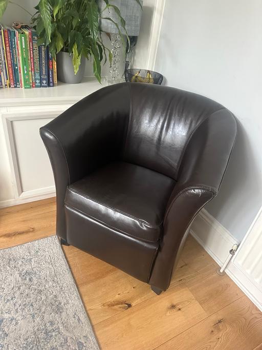 Buy & Sell Hampton Wick Kingston Upon Richmond upon Thames - Photos for Brown leather reading chair