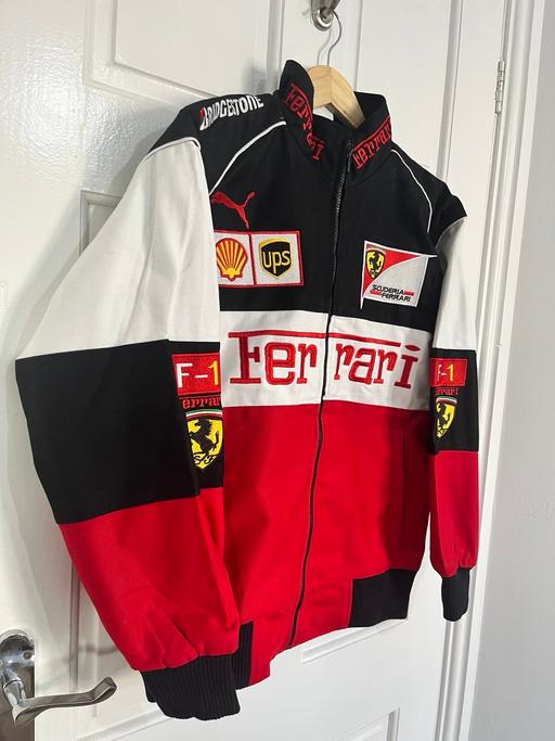 Buy & Sell Birch Coppice Business Park North Warwickshire - Photos for Ferrari F-1 jacket- Medium- Black/Red/White