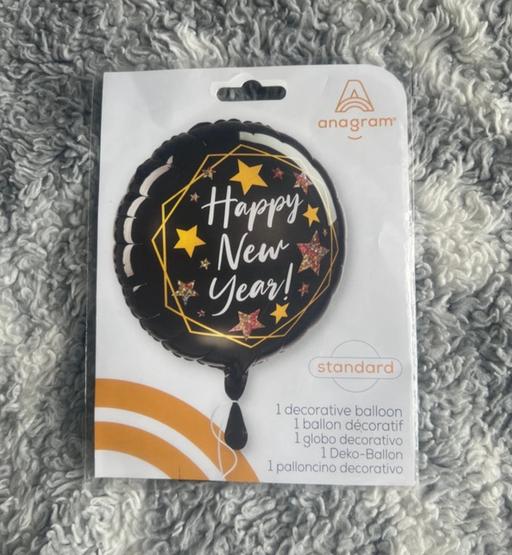 Classes French Walls Sandwell - Photos for Happy New Year Foil Balloon