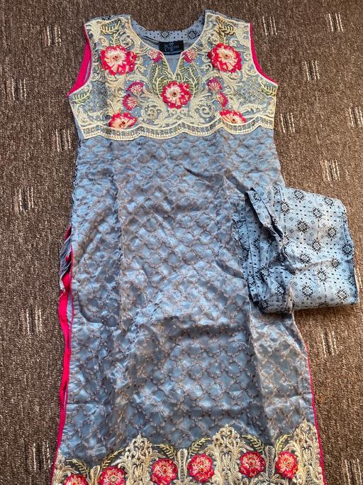 Buy & Sell West Bowling Bradford - Photos for girls suit