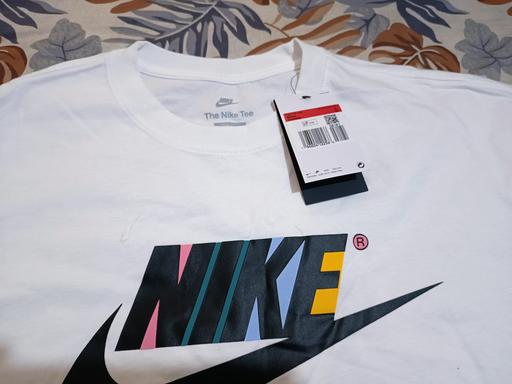 Buy & Sell Earley Reading - Photos for Nike Air Tshirt