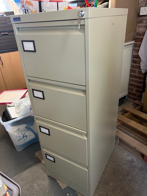 Buy & Sell Hoyland Barnsley - Photos for Metal Filing Cabinet with 4 drawers 