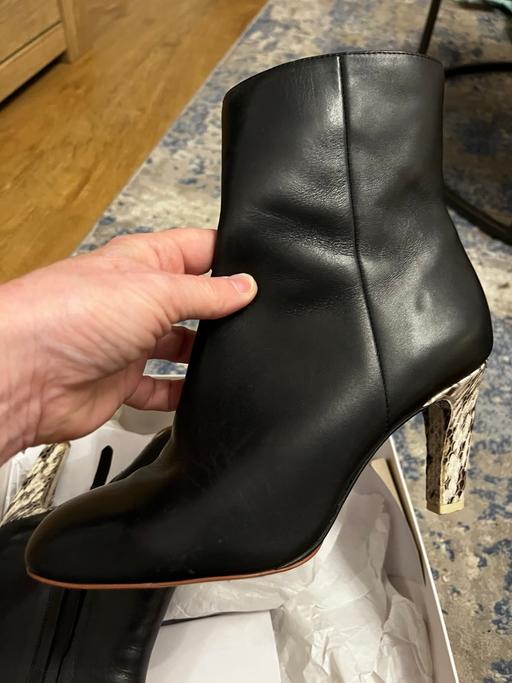 Buy & Sell Bicester Cherwell - Photos for Reiss ladies ankle boots, size 4