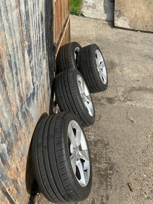 Vehicles Harold Park East London - Photos for Audi A1 wheels x4