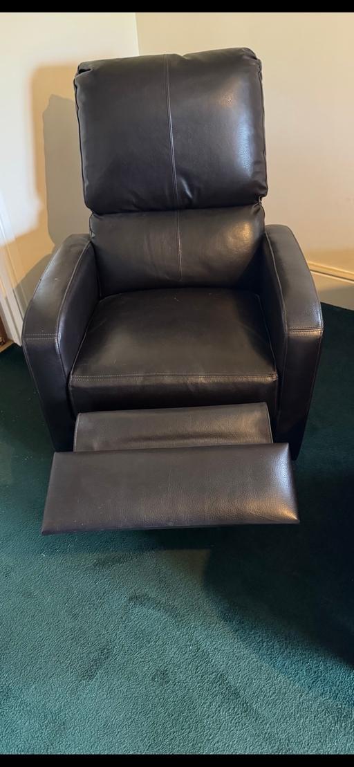 Buy & Sell Normanton Wakefield - Photos for Leather recliner