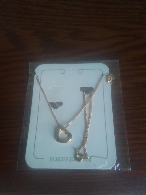 Buy & Sell Streetly Walsall - Photos for BRAND NEW HEART SHAPED FASHION NECKLACE