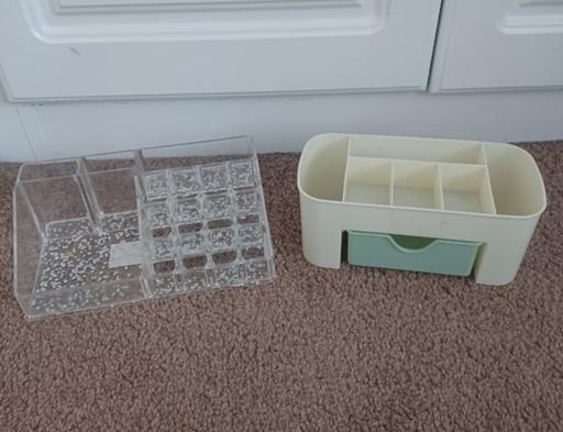 Buy & Sell Wednesbury Sandwell - Photos for Make up desk storage