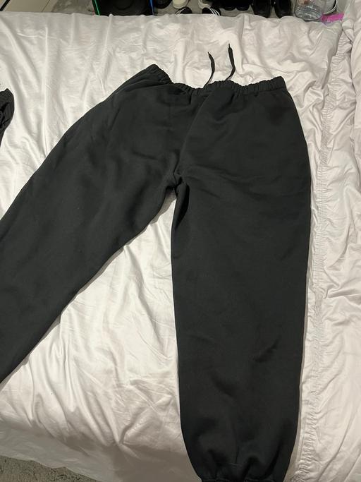 Buy & Sell Lower Sydenham South East London - Photos for Black tracksuit with hoodie and cuffed hem