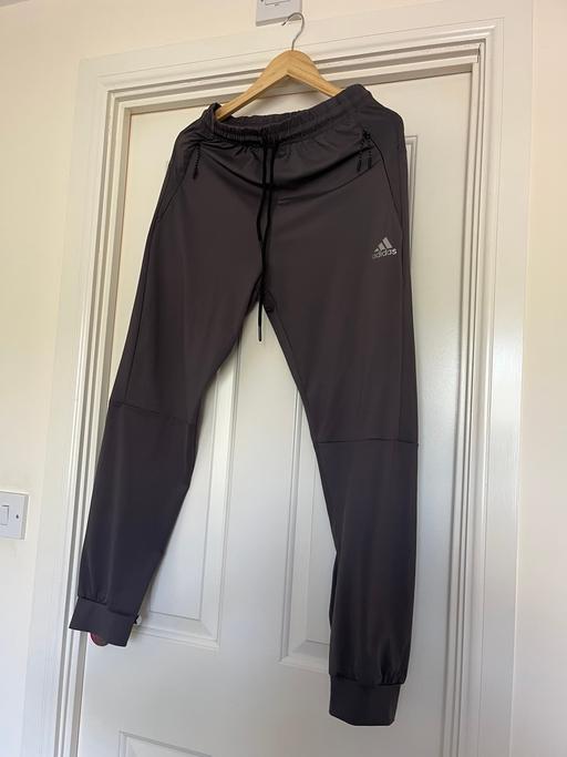 Buy & Sell Birch Coppice Business Park North Warwickshire - Photos for New Adidas Unisex Grey Trousers