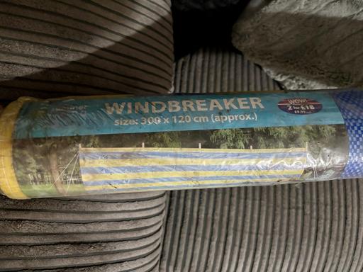 Buy & Sell Princes End Sandwell - Photos for Windbreaker