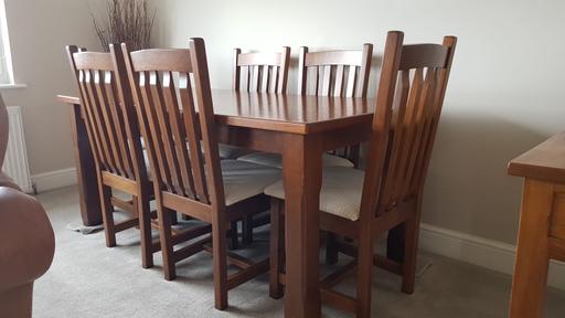 Buy & Sell Longlands South East London - Photos for Table and chairs