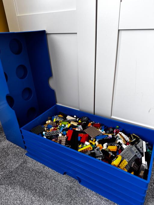 Buy & Sell Colliers Wood South West London - Photos for Lego Bundle including XL Storage Box