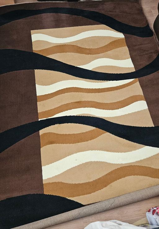 Buy & Sell Freezywater North London - Photos for Very large brown rug