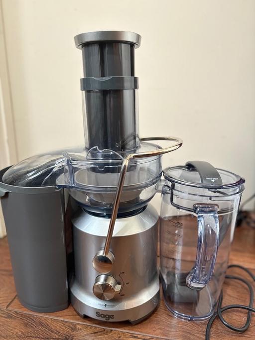 Buy & Sell Heron Quays East London - Photos for SAGE BJE430SIL The Nutri Juicer Cold - Silver