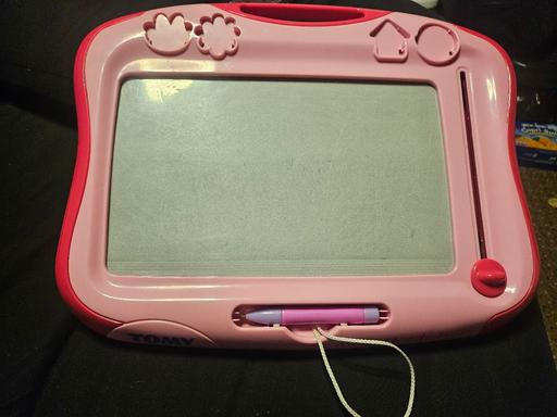 Buy & Sell Northfield Birmingham - Photos for 🎨 Pink TOMY Magnetic Drawing Board