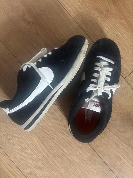 Buy & Sell North Kensington West London - Photos for Nike black New