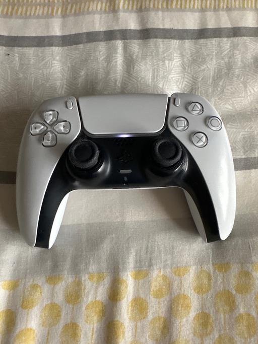 Buy & Sell Newbridge Wolverhampton - Photos for PS5 Controller