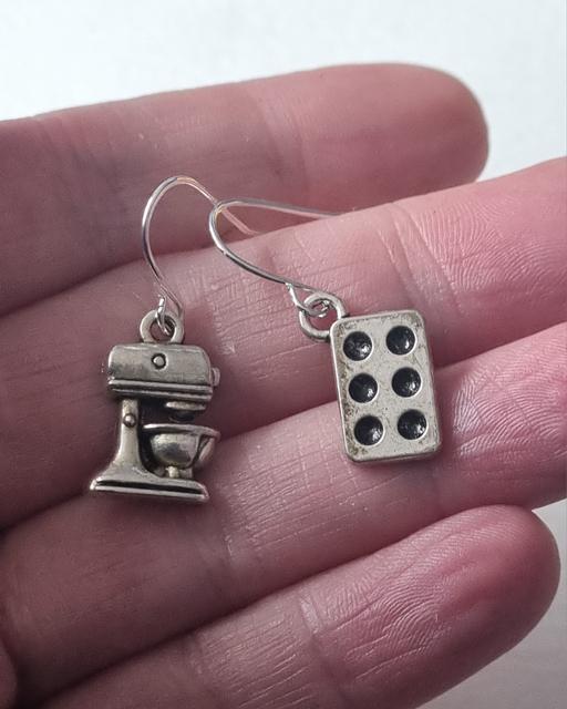 Buy & Sell Liverpool Knowsley - Photos for Food Mixer & Muffin Tin Earrings