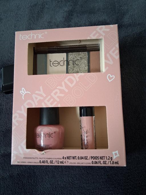 Buy & Sell Zone 2 Lichfield - Photos for technic gift set
