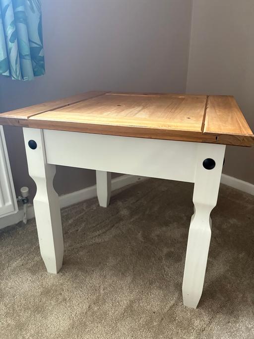 Buy & Sell Compton Wolverhampton - Photos for Corona White Piccolo Side Table In Solid Pine