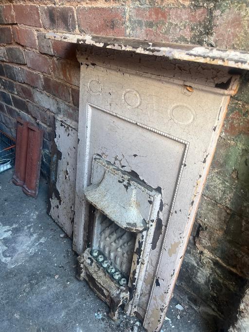 Buy & Sell Audnam Dudley - Photos for Old cast iron fireplace
