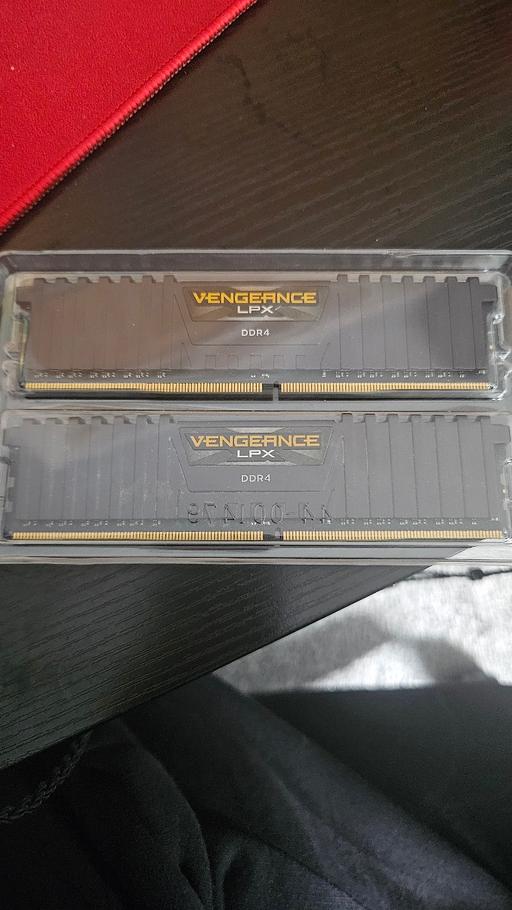 Buy & Sell Tividale Sandwell - Photos for Corsair Vengance LPX 16GB DDR4 3200mhz RAM
