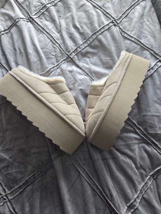 Buy & Sell Park Hill Sheffield - Photos for brand new shoes size 5
