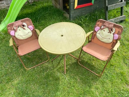 Buy & Sell Rowley Village Sandwell - Photos for Kids outdoor chairs and table