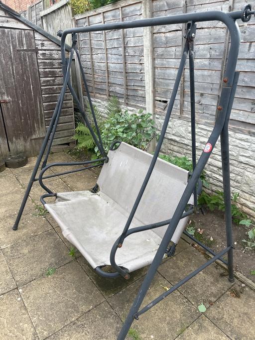 Buy & Sell Newbridge Wolverhampton - Photos for Garden Swing