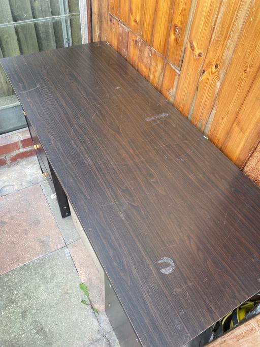 Buy & Sell Croydon Town Centre Croydon - Photos for Work desk