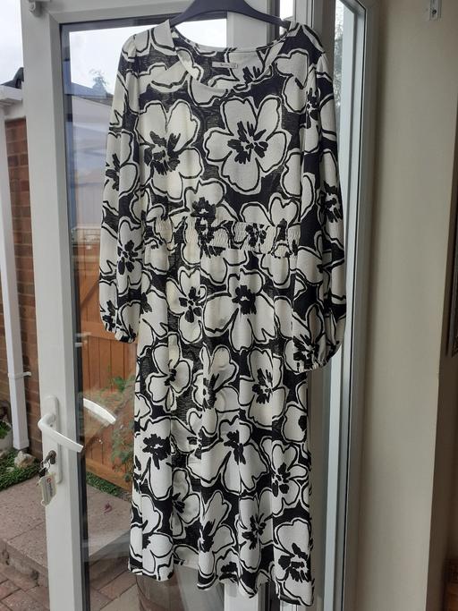 Buy & Sell Rowley Village Sandwell - Photos for dress