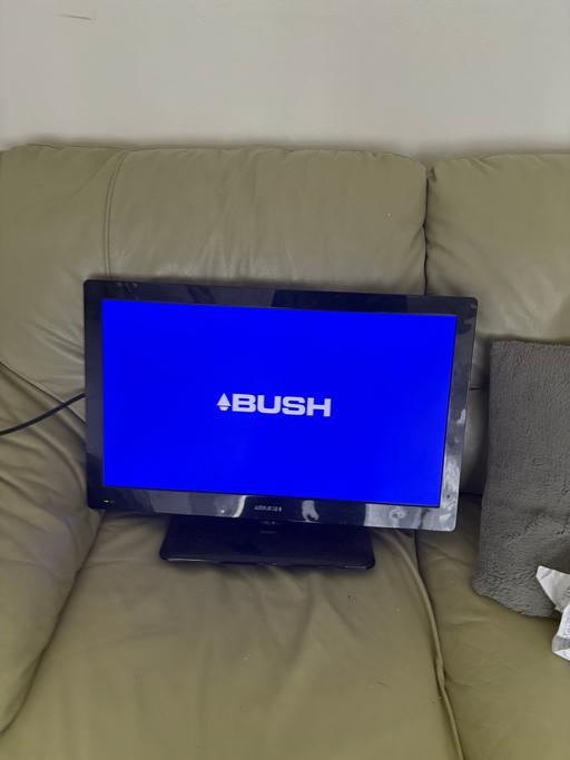 Buy & Sell Catford South East London - Photos for Bush tv