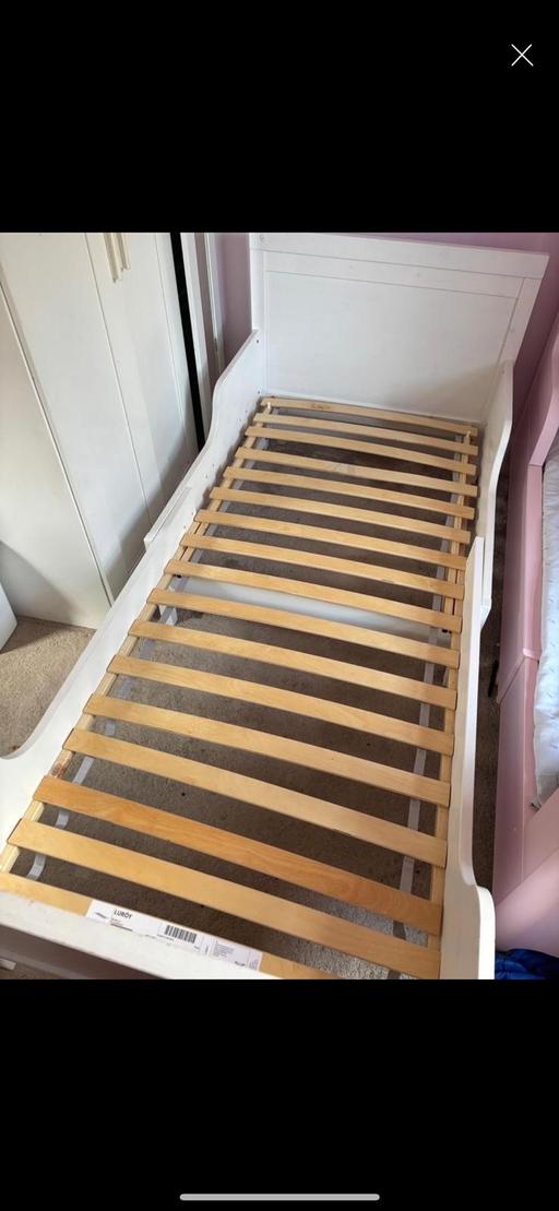 Buy & Sell Lewisham South East London - Photos for Extendable bed, white
