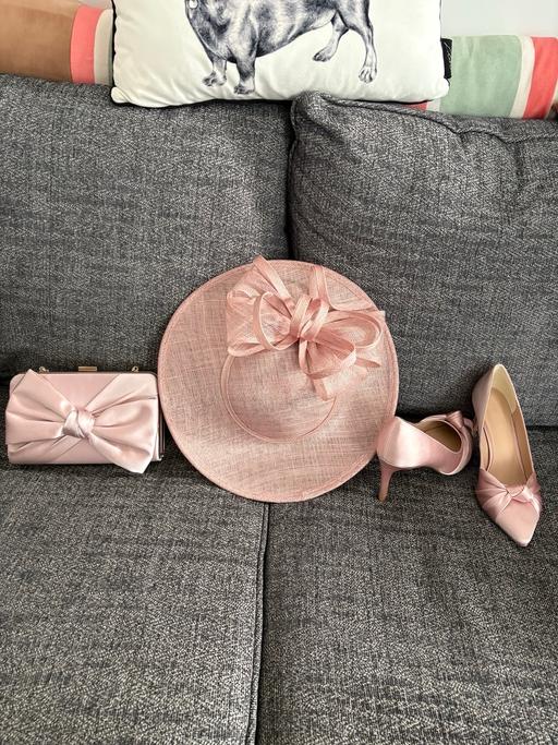 Buy & Sell Morfa Bychan Gwynedd - Photos for Phase Eight Hat, Shoes and Bag Antique Rose