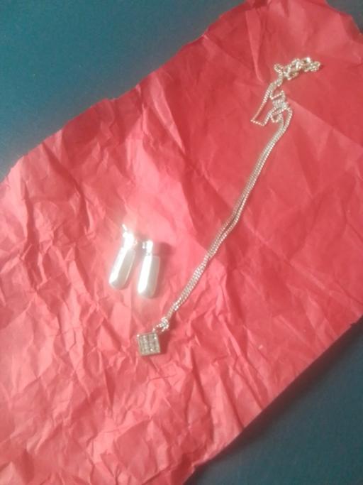 Buy & Sell Streetly Walsall - Photos for FASHION NECKLACE AND DROP EARRINGS