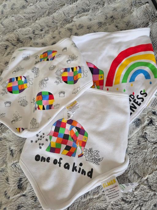 Buy & Sell Kitts Green Birmingham - Photos for 3 dribble bibs like new