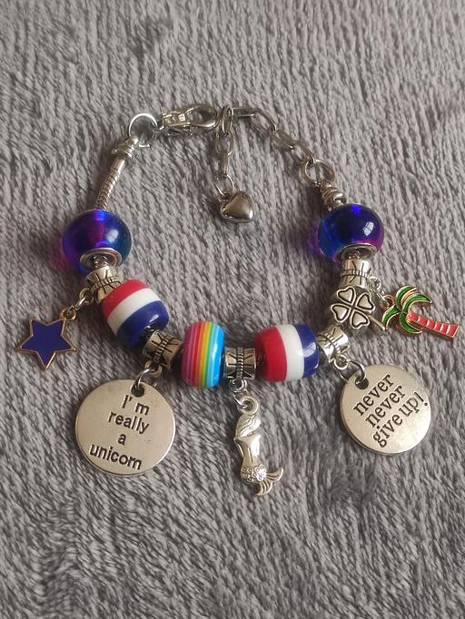 Buy & Sell Grafton Street Industrial Estate West Northamptonshire - Photos for New beautiful charms bracelet